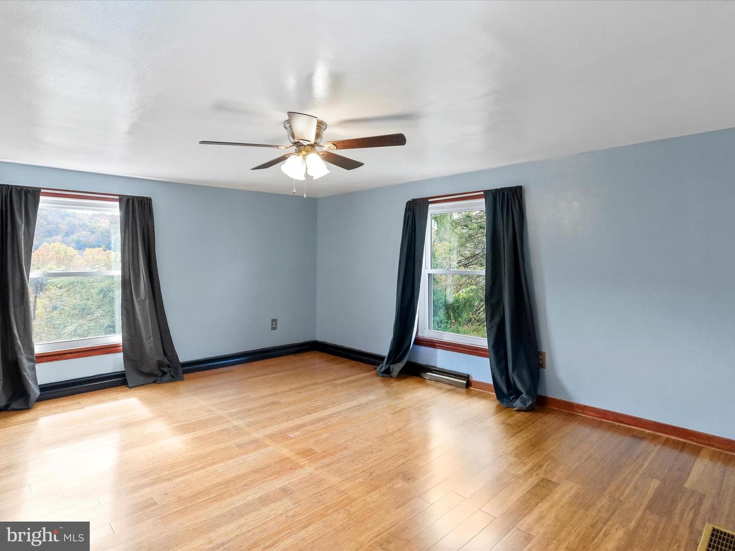 12521 Denny Drive photo 17