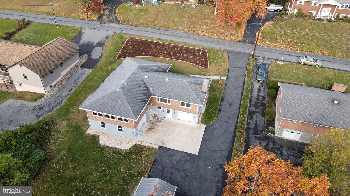 1034 Weires Avenue photo 11