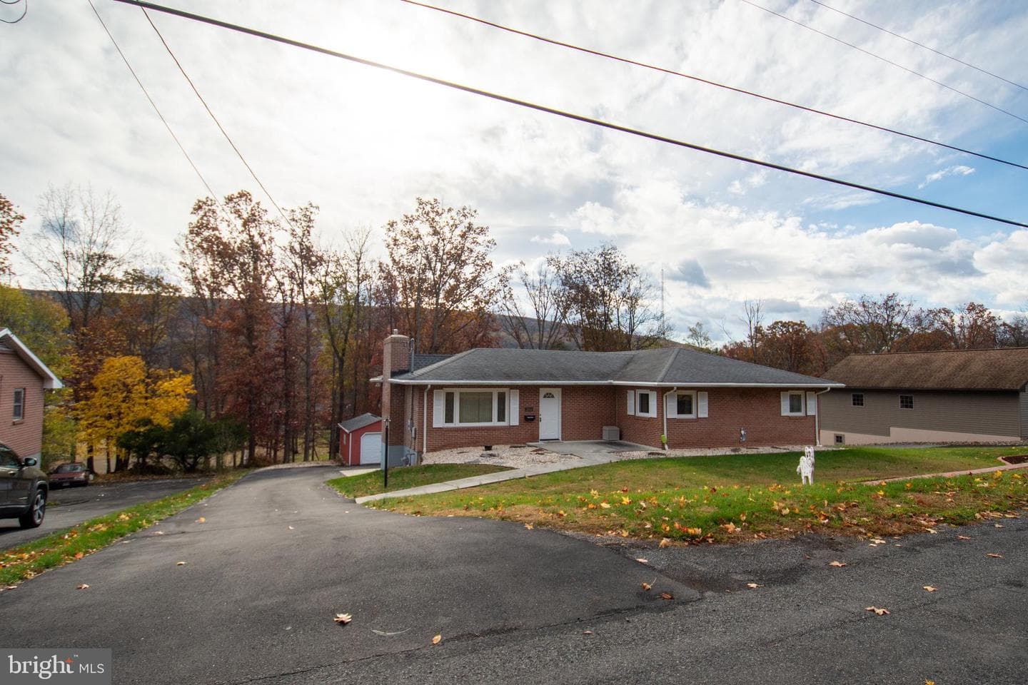 1034 Weires Avenue photo 2
