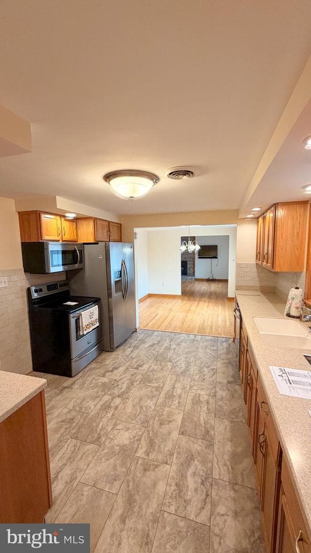 1034 Weires Avenue photo 34