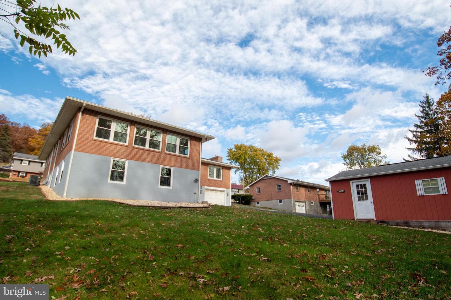 1034 Weires Avenue photo 6