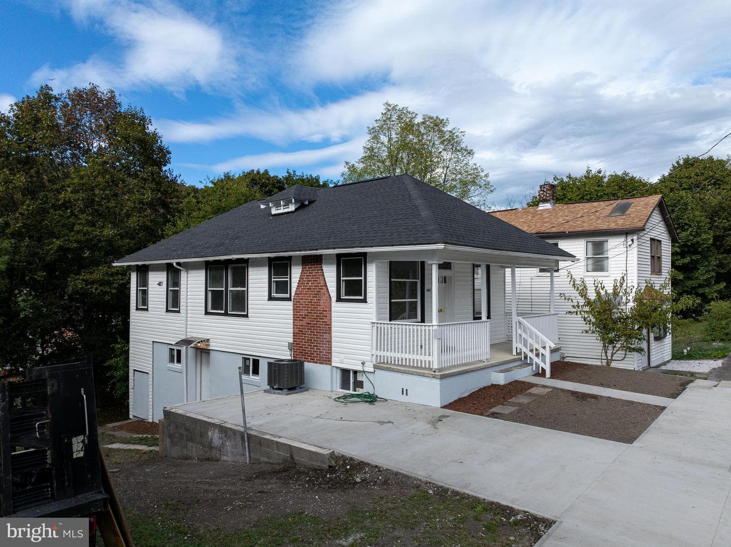 340 Davidson Street photo 3