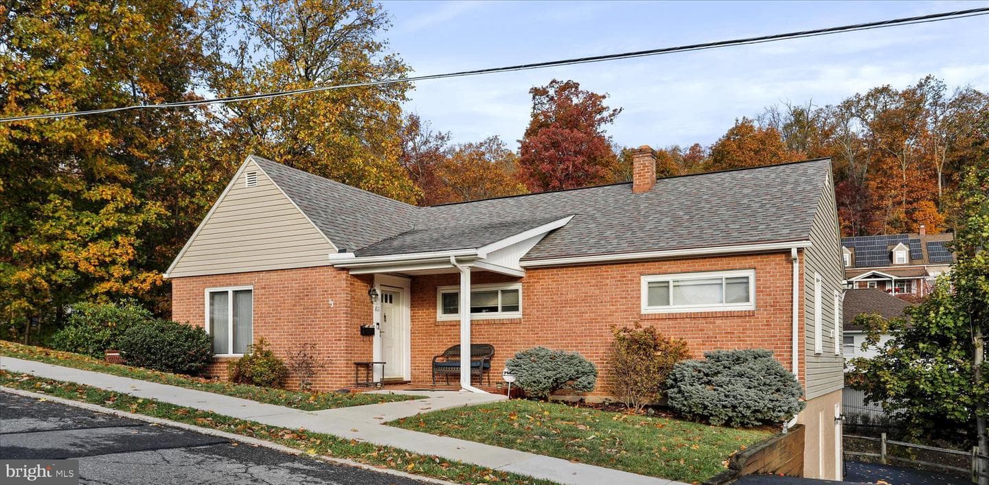811 Camden Avenue photo 1