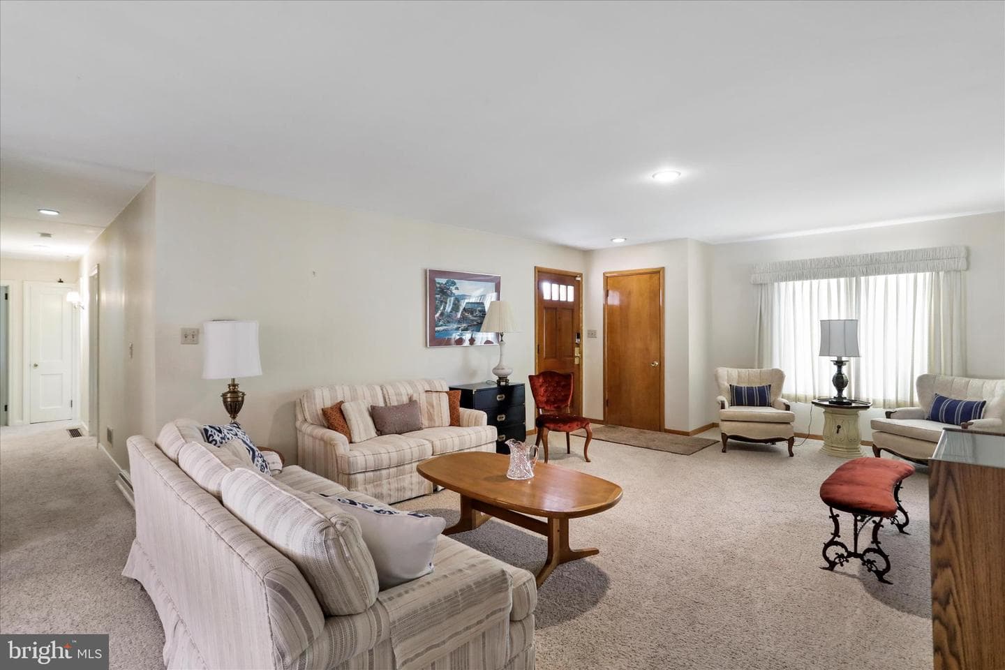 811 Camden Avenue photo 9
