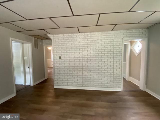 730 Baker St photo 7