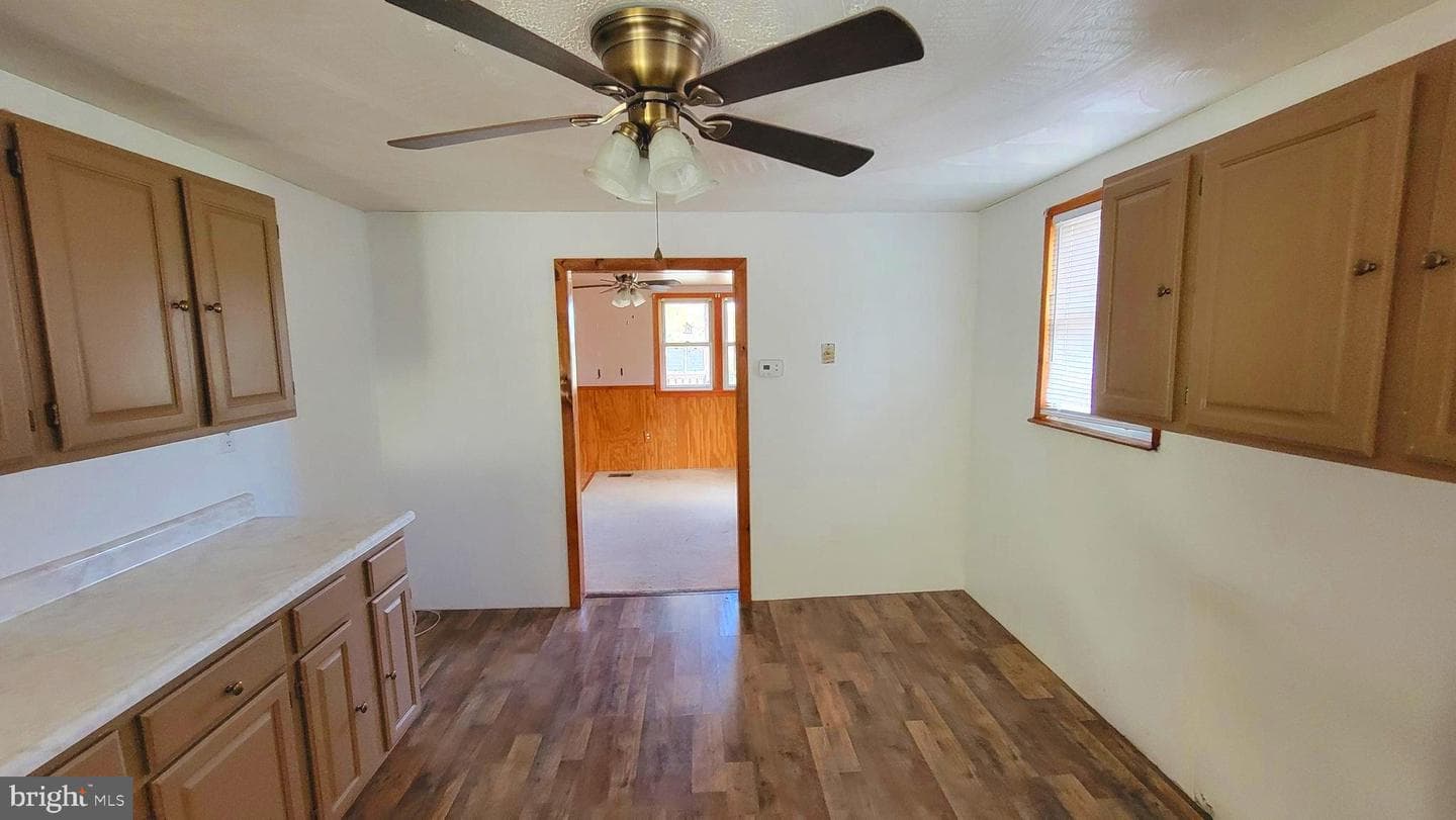 12809 Walsh Rd NW photo 17