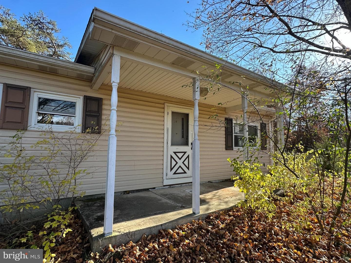 18739 E Wilson Road SE photo 2