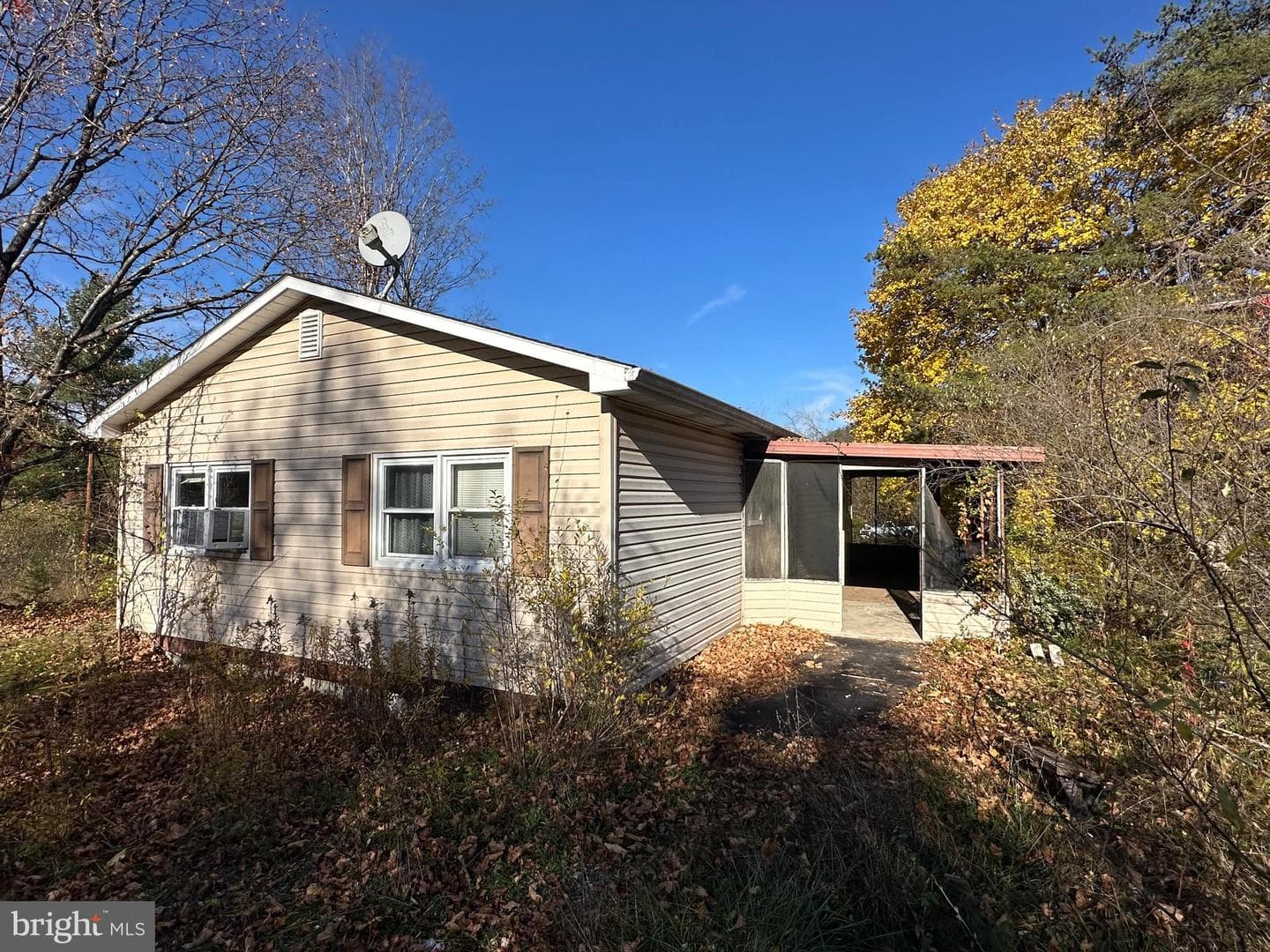 18739 E Wilson Road SE photo 4
