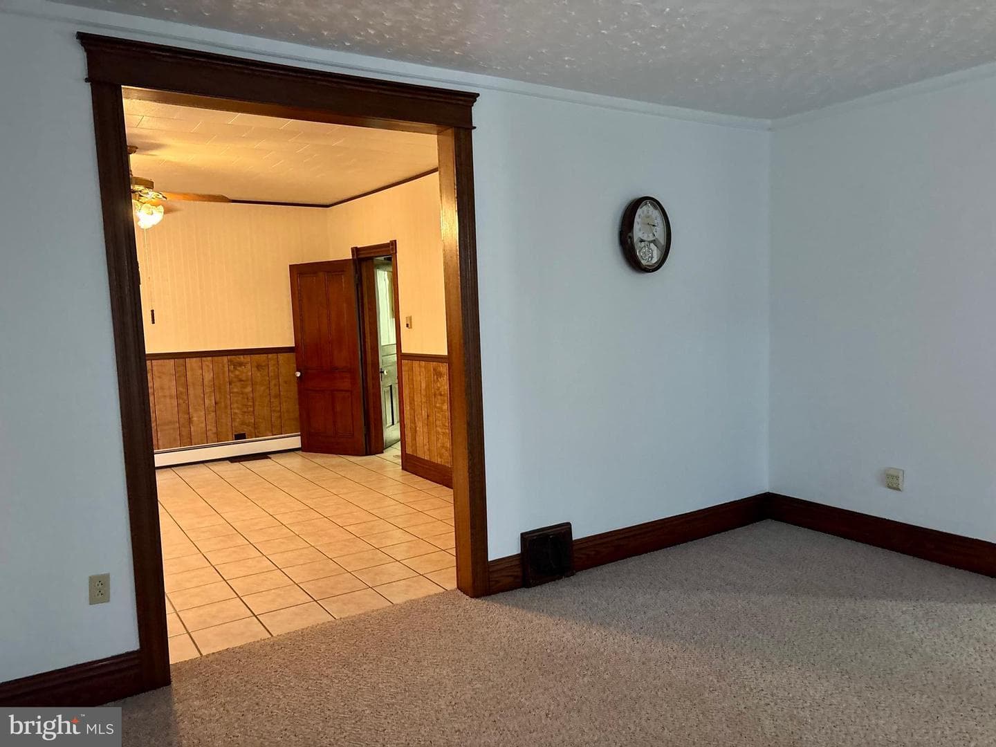 256 E Main Street photo 11