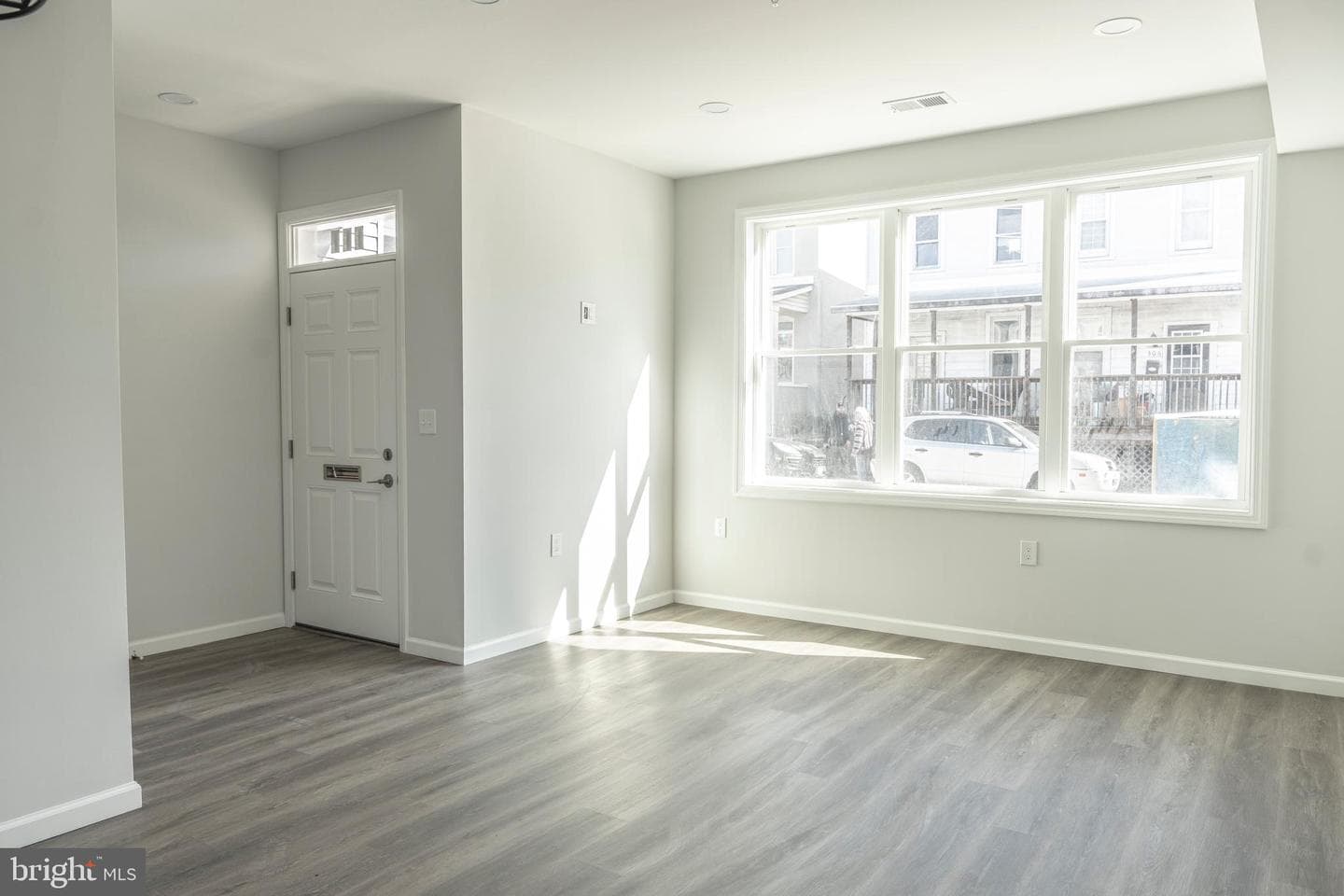 303 Arch Street photo 14