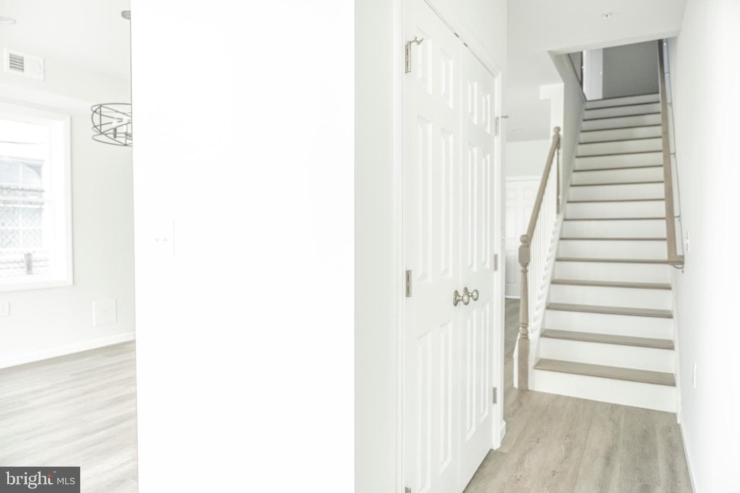 303 Arch Street photo 15