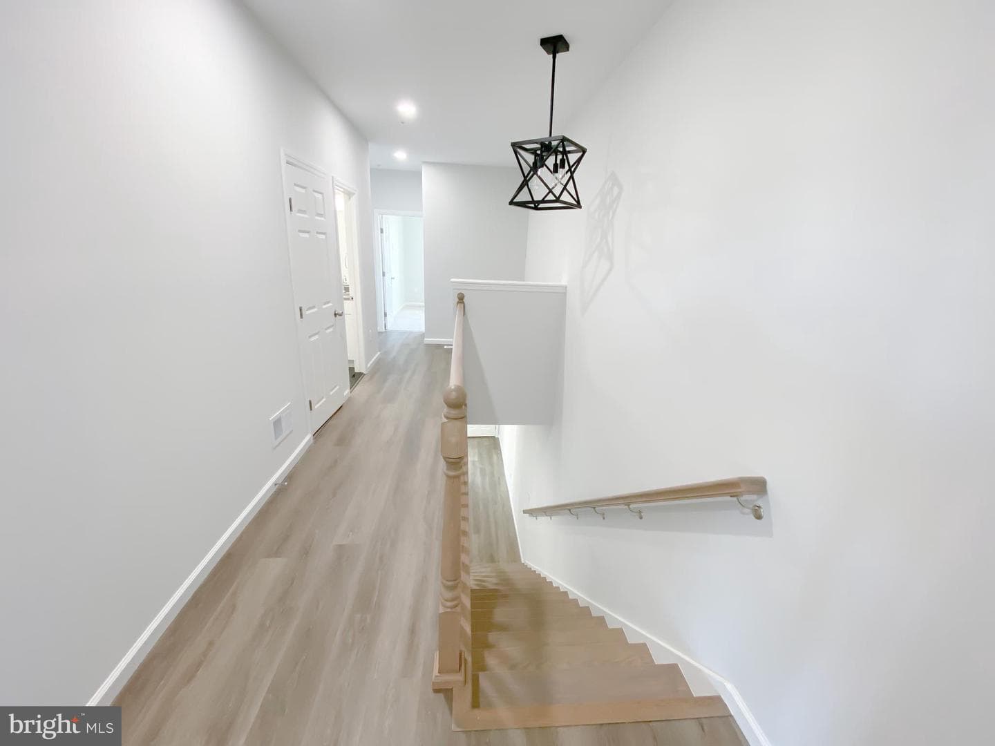303 Arch Street photo 16