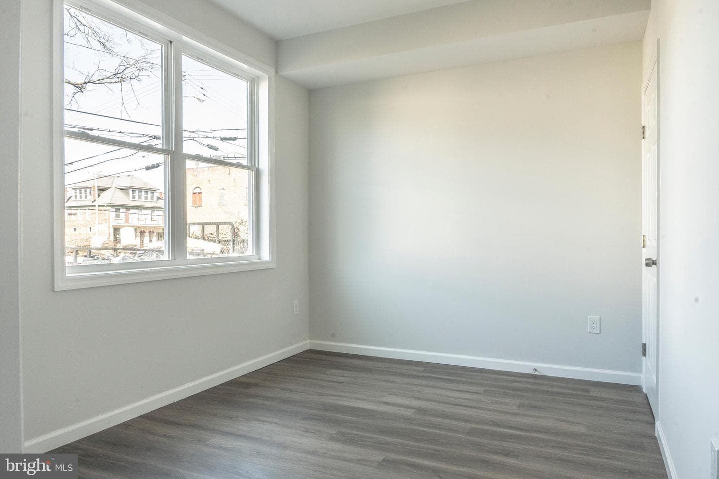 303 Arch Street photo 7