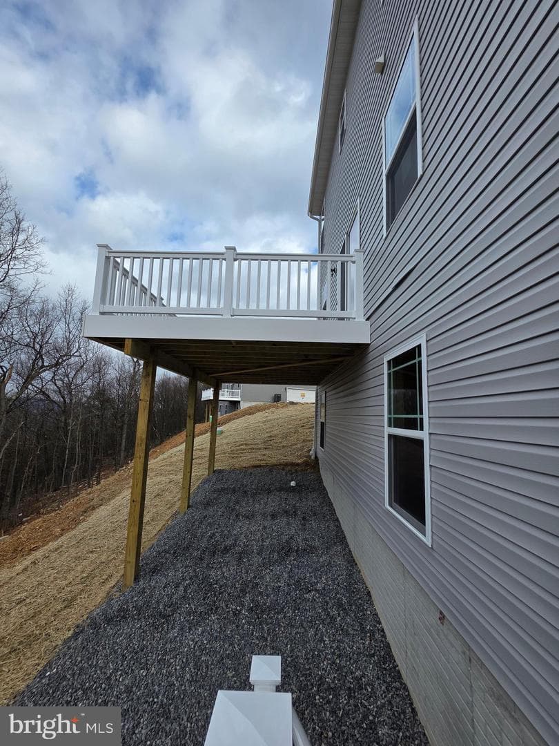 Skyview Drive W photo 39