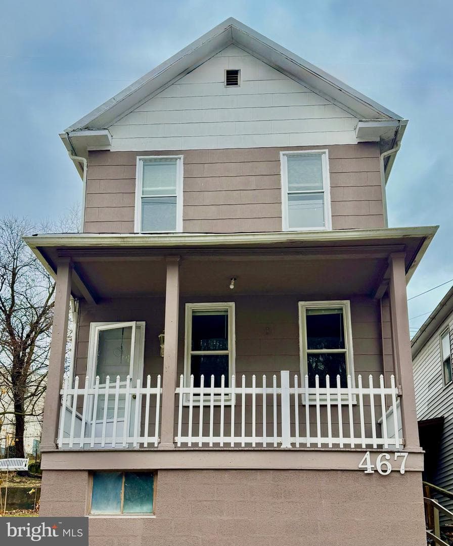 467 Goethe Street, Cumberland