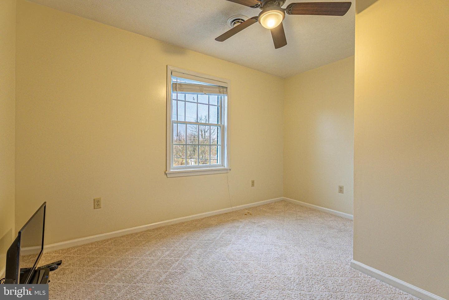 18643 Rose Hill Drive SW photo 25