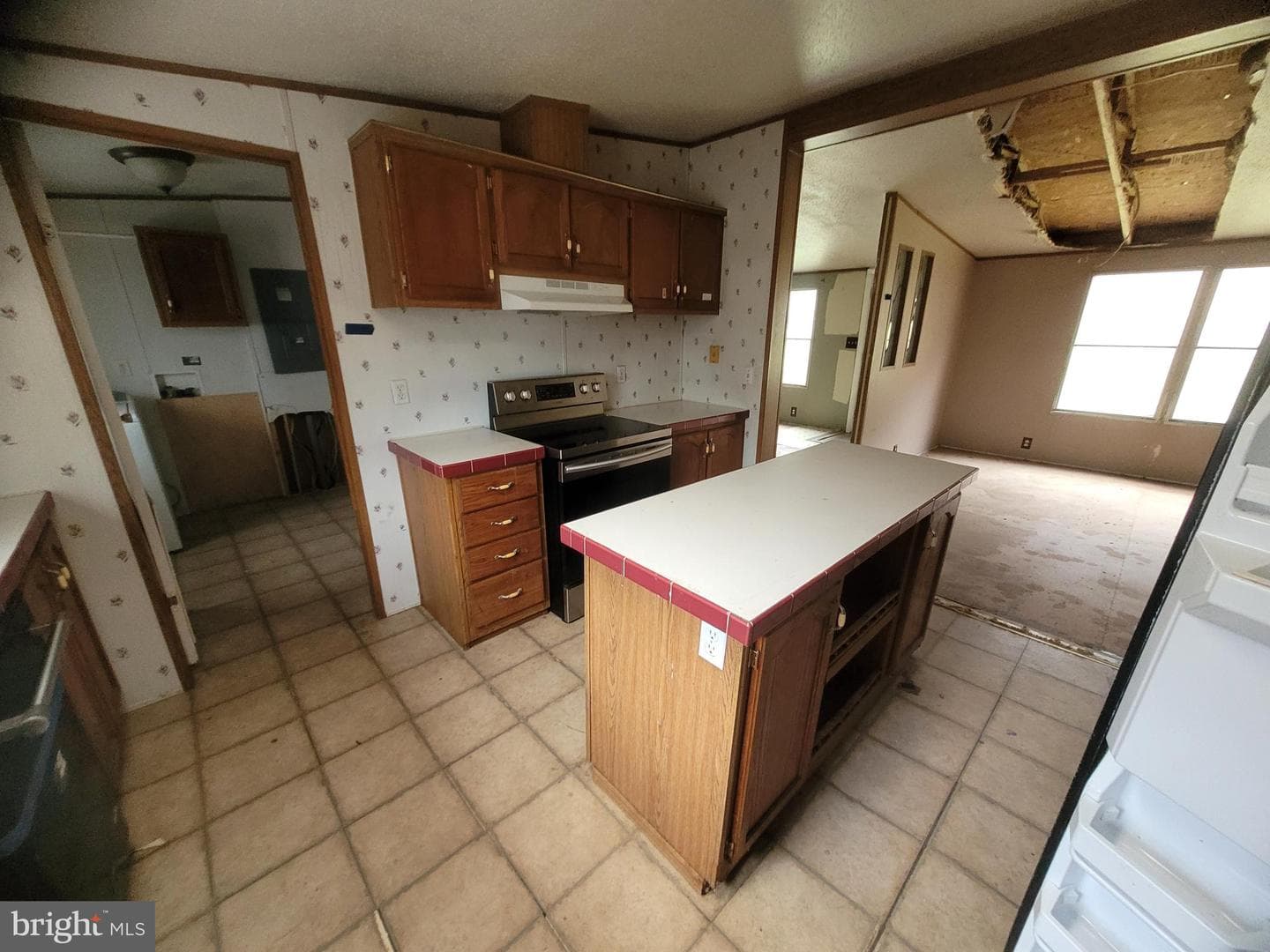 13518 Blank Road NW photo 5