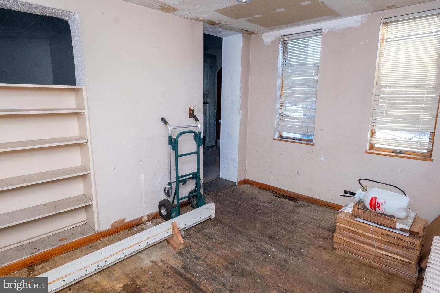444 Columbia Street photo 16