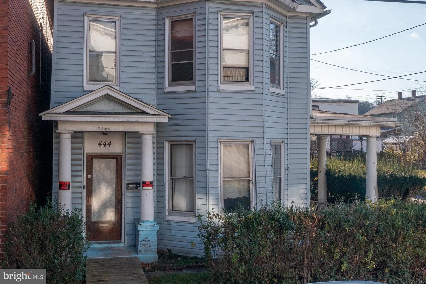 444 Columbia Street photo 5