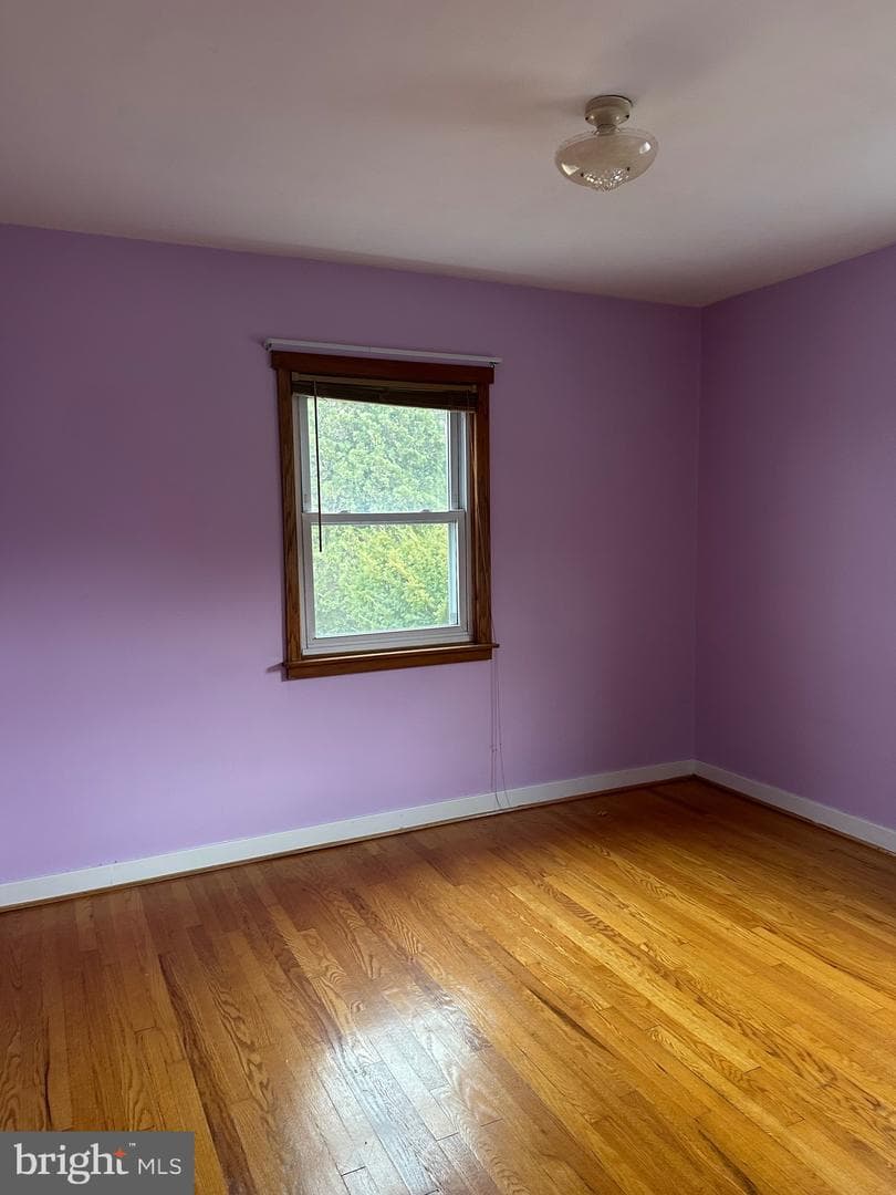 1105 Holland Street photo 16