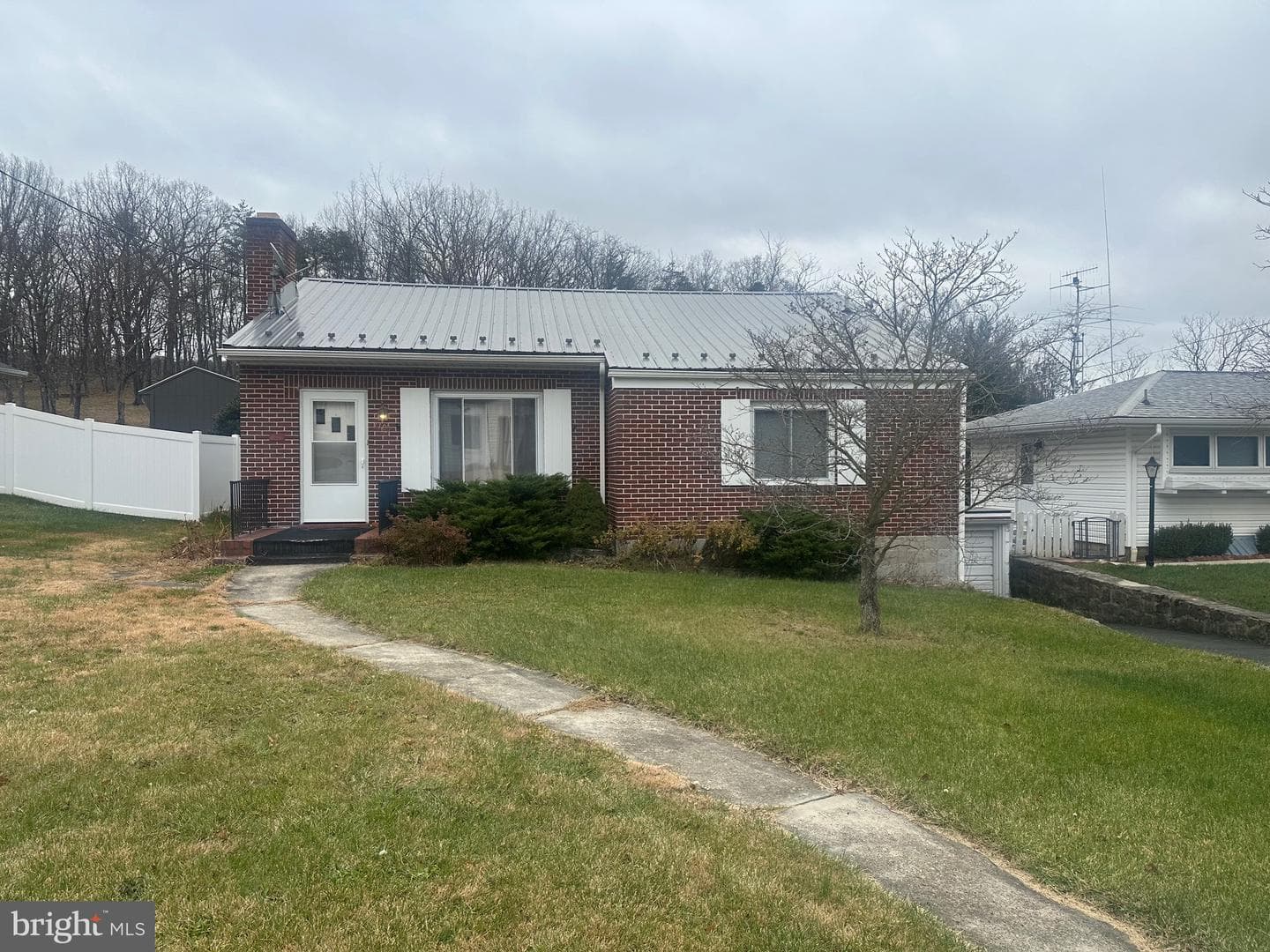 1105 Holland Street photo 30