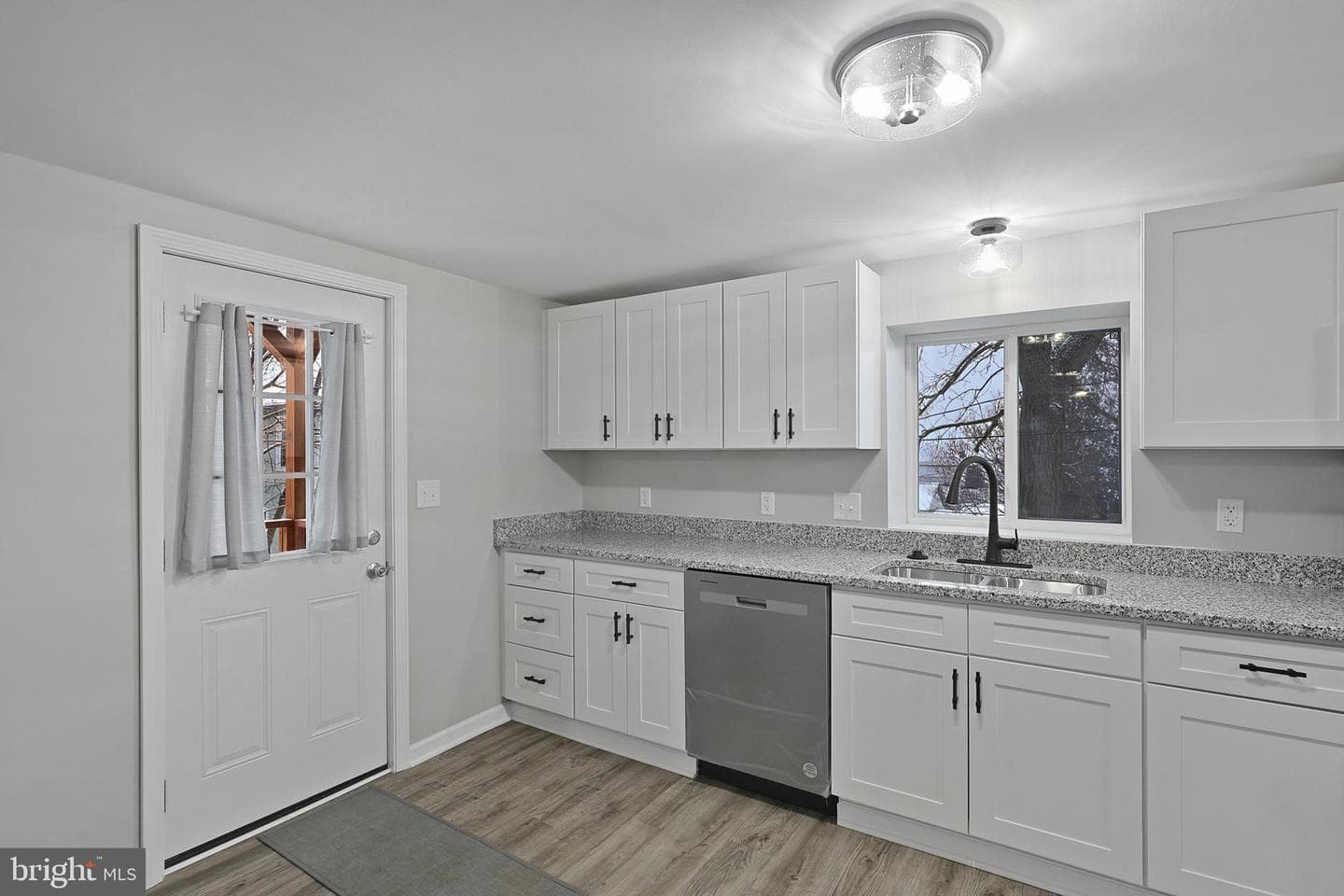 4 Chestnut Street photo 23
