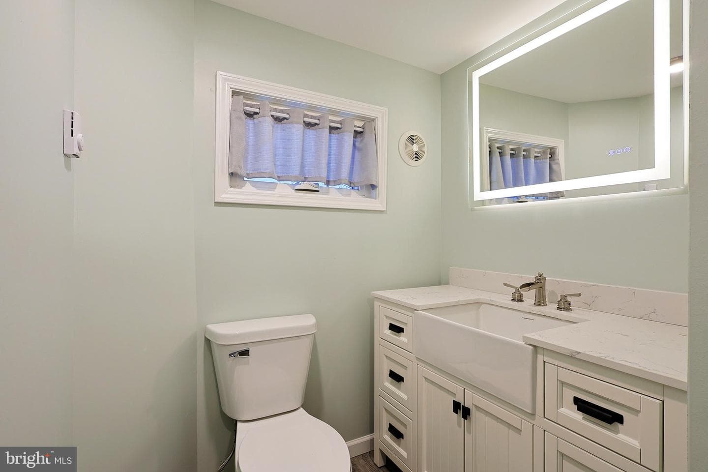 4 Chestnut Street photo 30