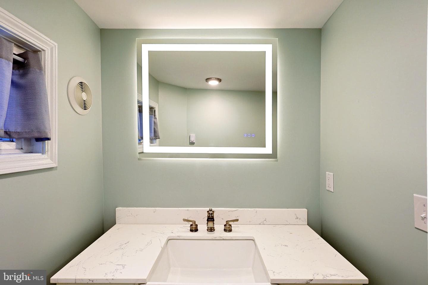 4 Chestnut Street photo 32