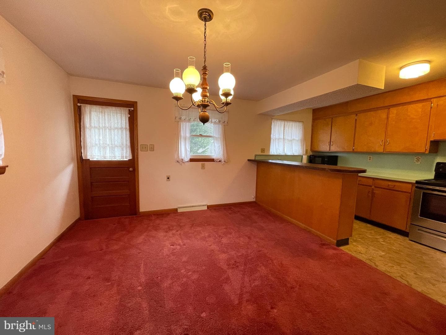 1806 Holland Street photo 10