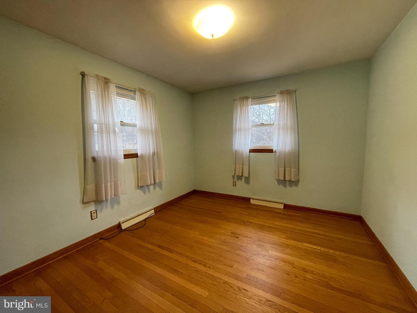 1806 Holland Street photo 16