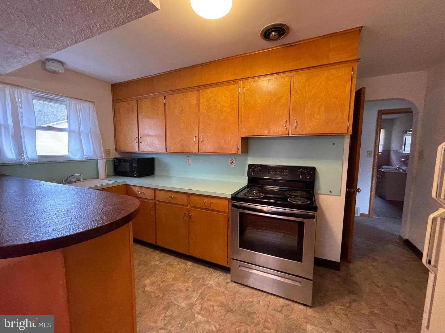 1806 Holland Street photo 9