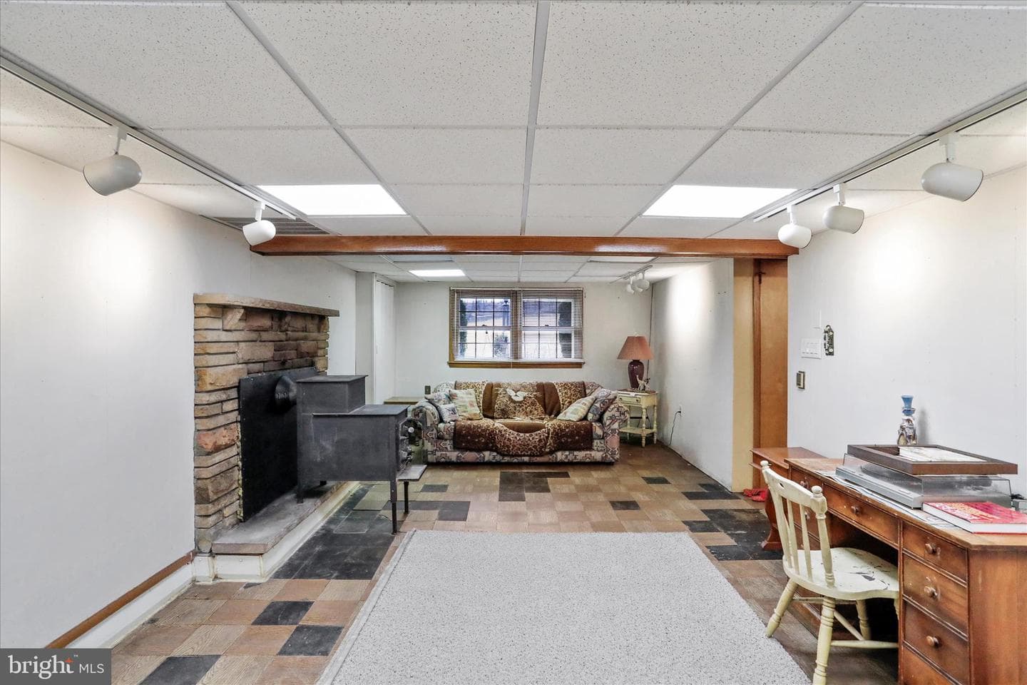 716 Winifred Road photo 25