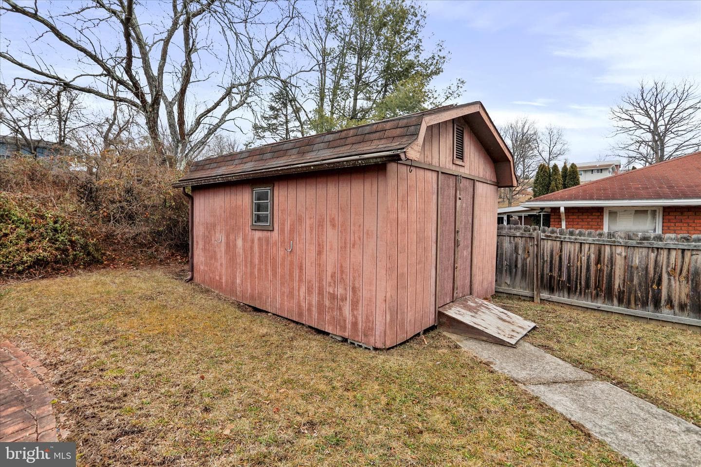 716 Winifred Road photo 31