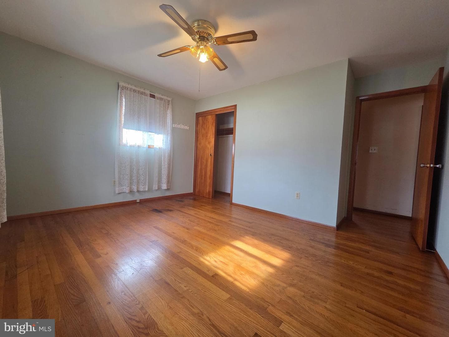 14201 Maple Leaf Drive SE photo 24