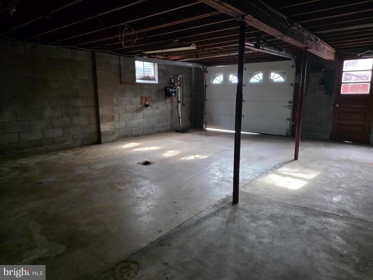 14201 Maple Leaf Drive SE photo 30