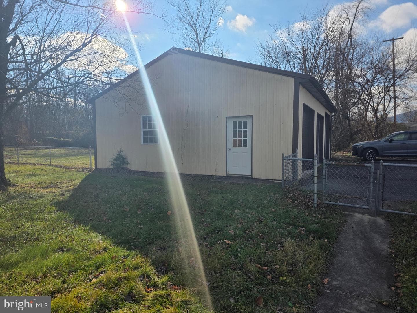 14201 Maple Leaf Drive SE photo 8