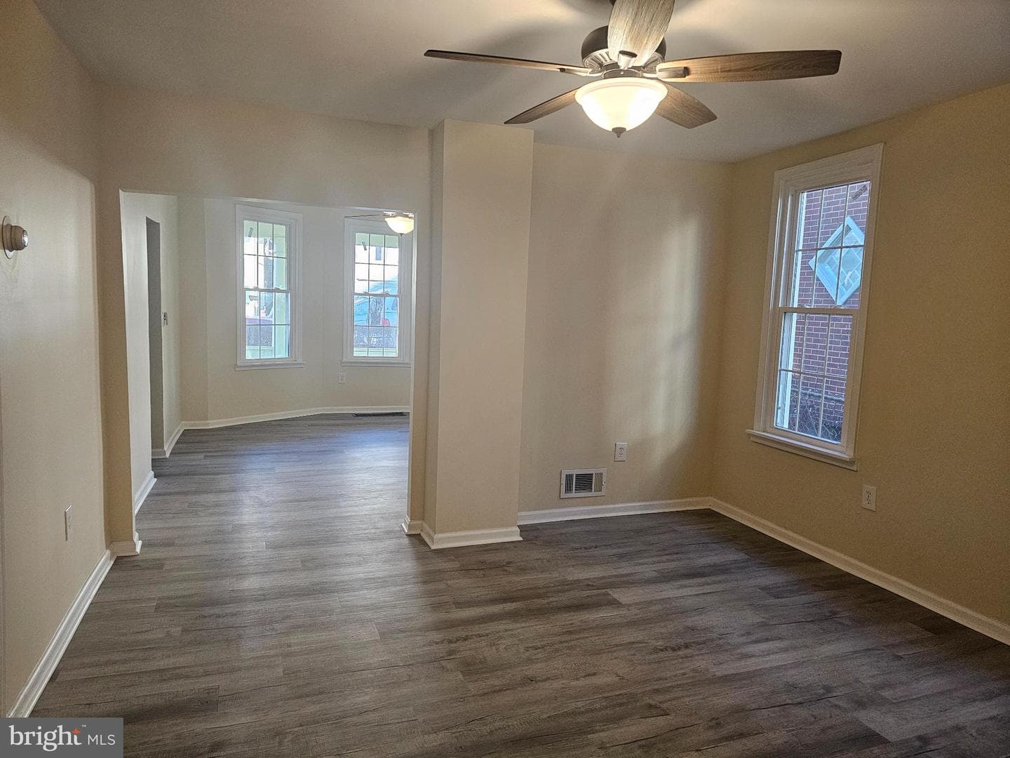 219 Carroll Street photo 11