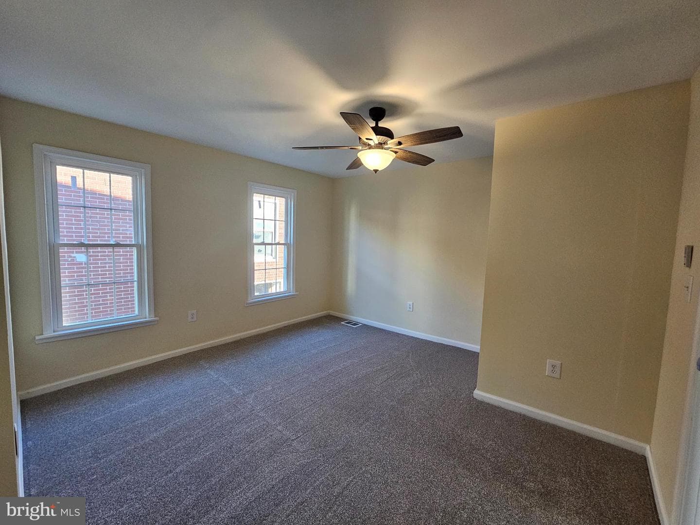 219 Carroll Street photo 28