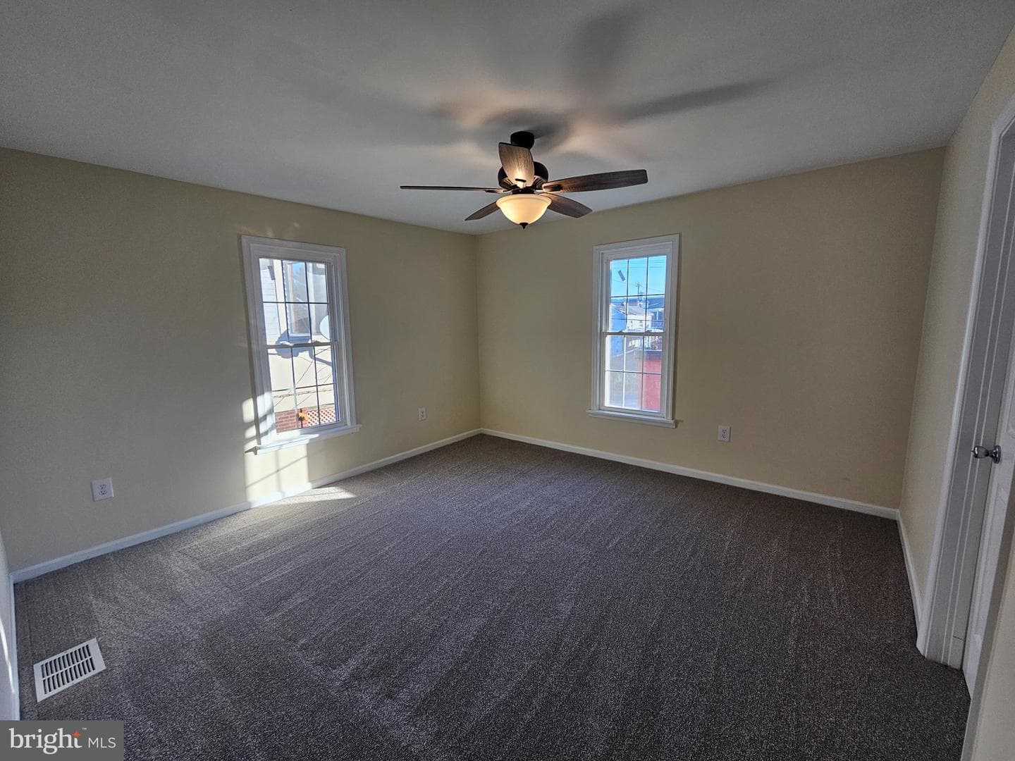 219 Carroll Street photo 30