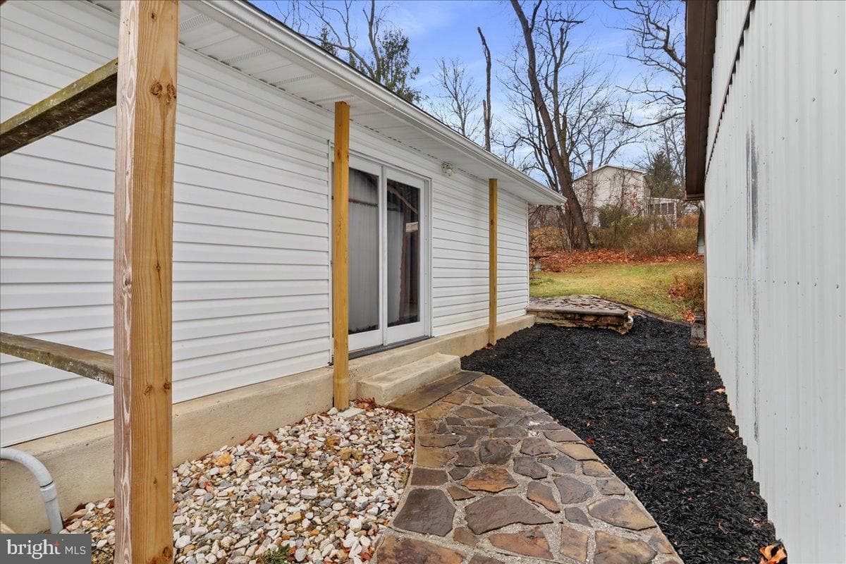 13815 Brant Road photo 31