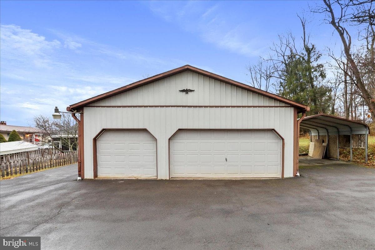 13815 Brant Road photo 37