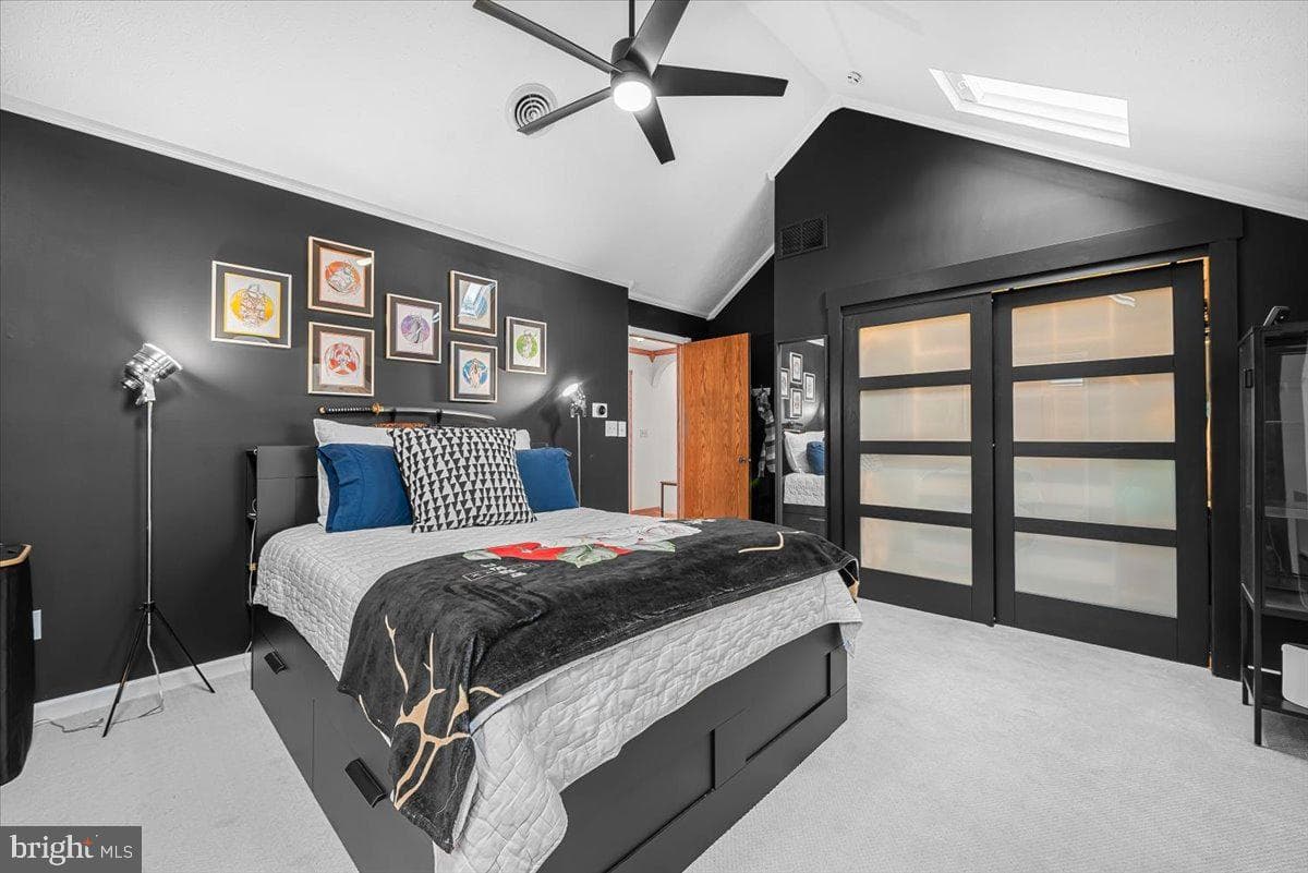 887 Weires Avenue photo 49