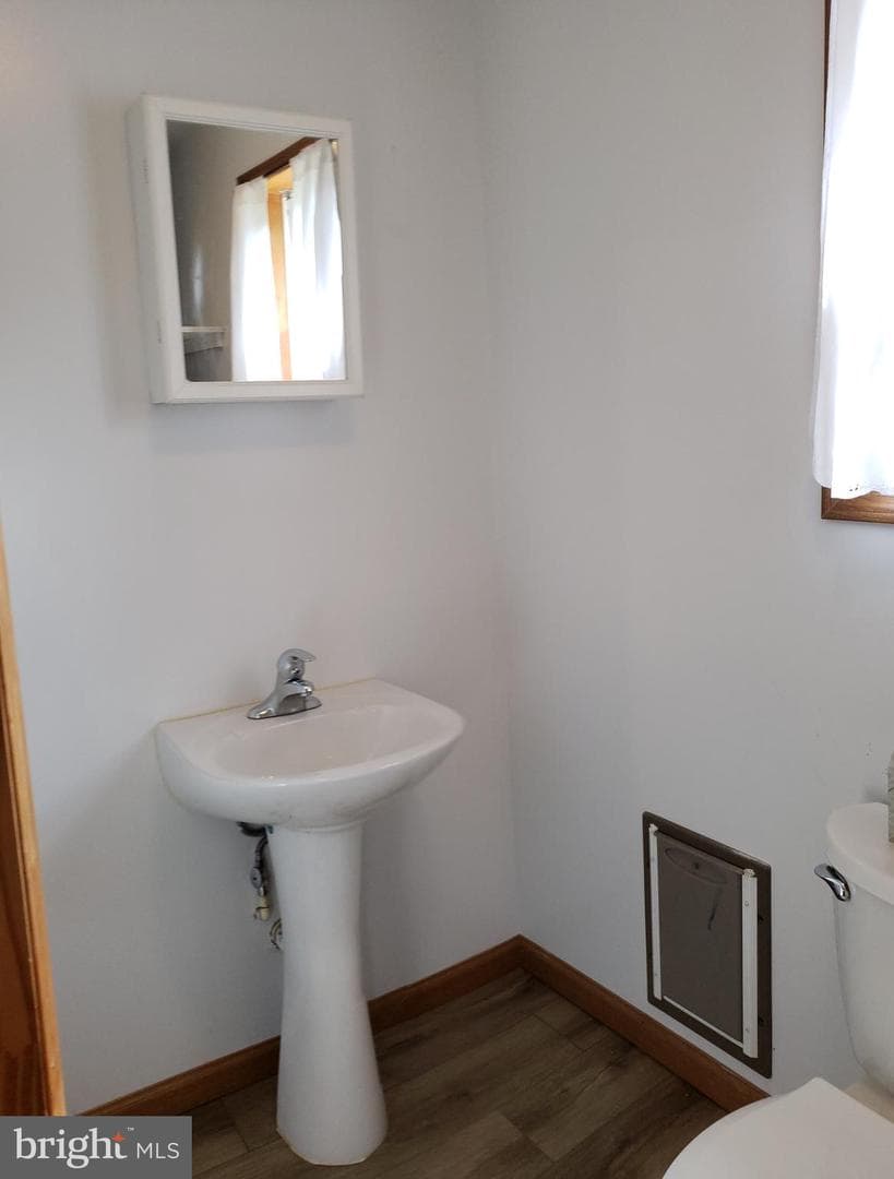 12815 Bowling Street photo 10