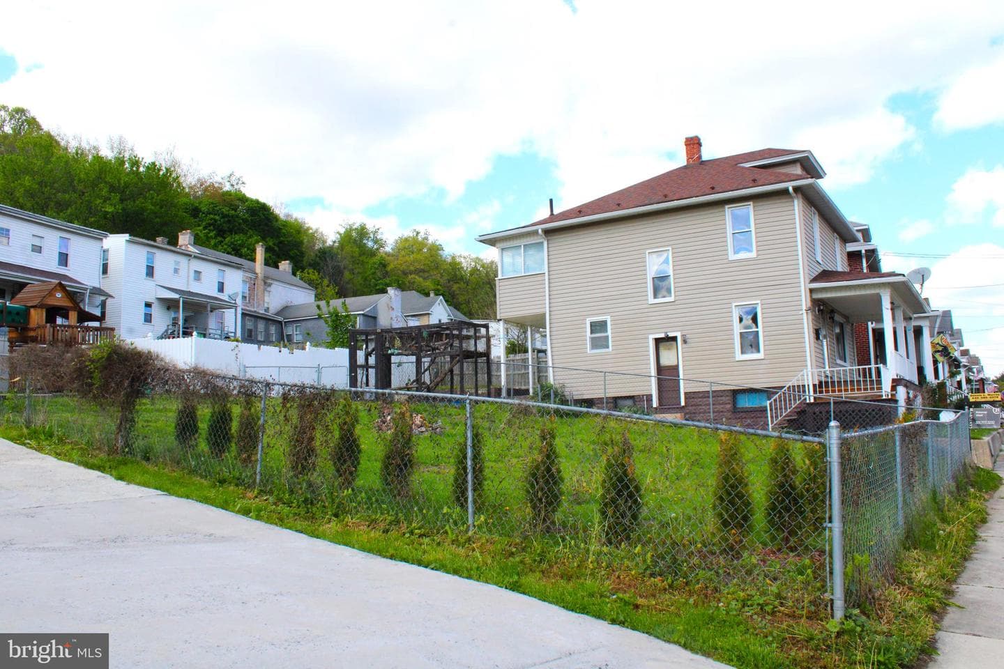 614 Lincoln Street photo 11
