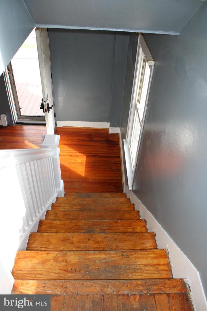 614 Lincoln Street photo 50
