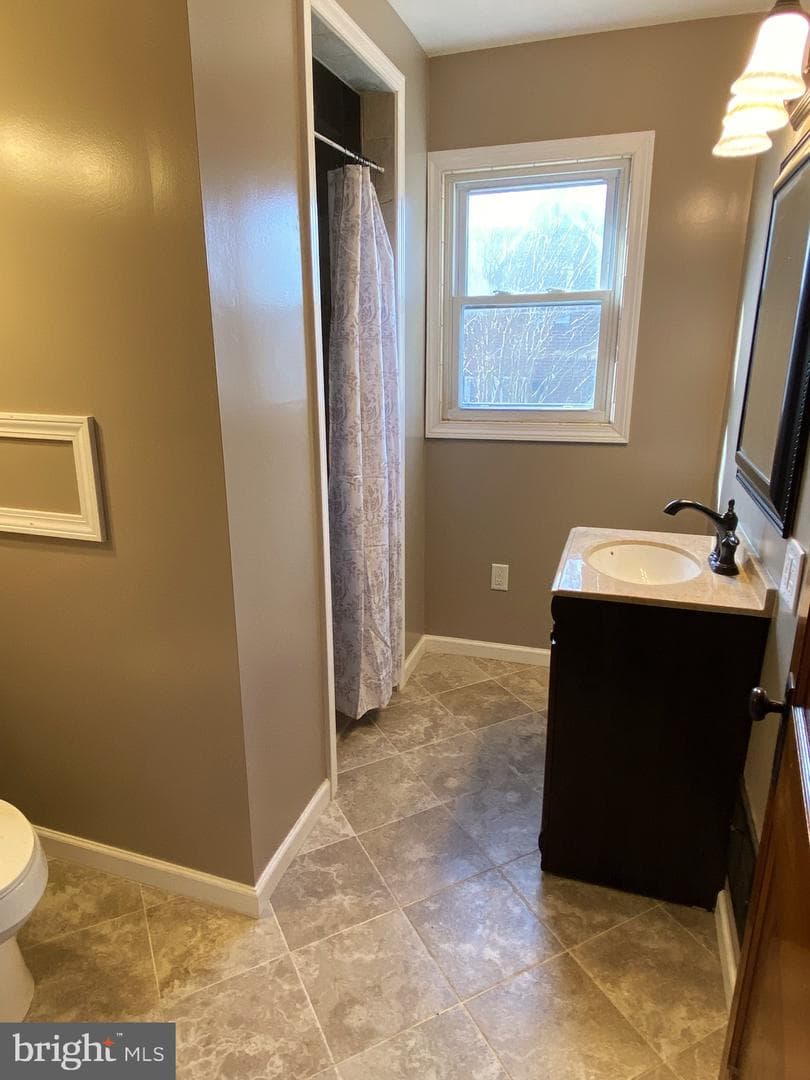 1012 Kent Avenue photo 23