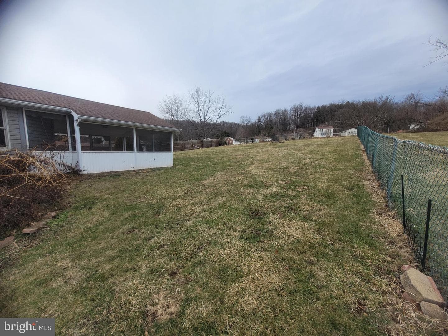 16821 Porter Road NW photo 3