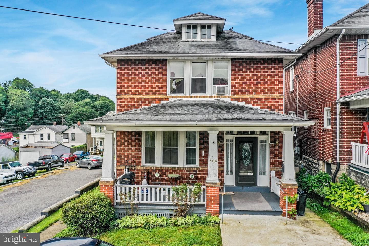 508 Marshall Street photo 1