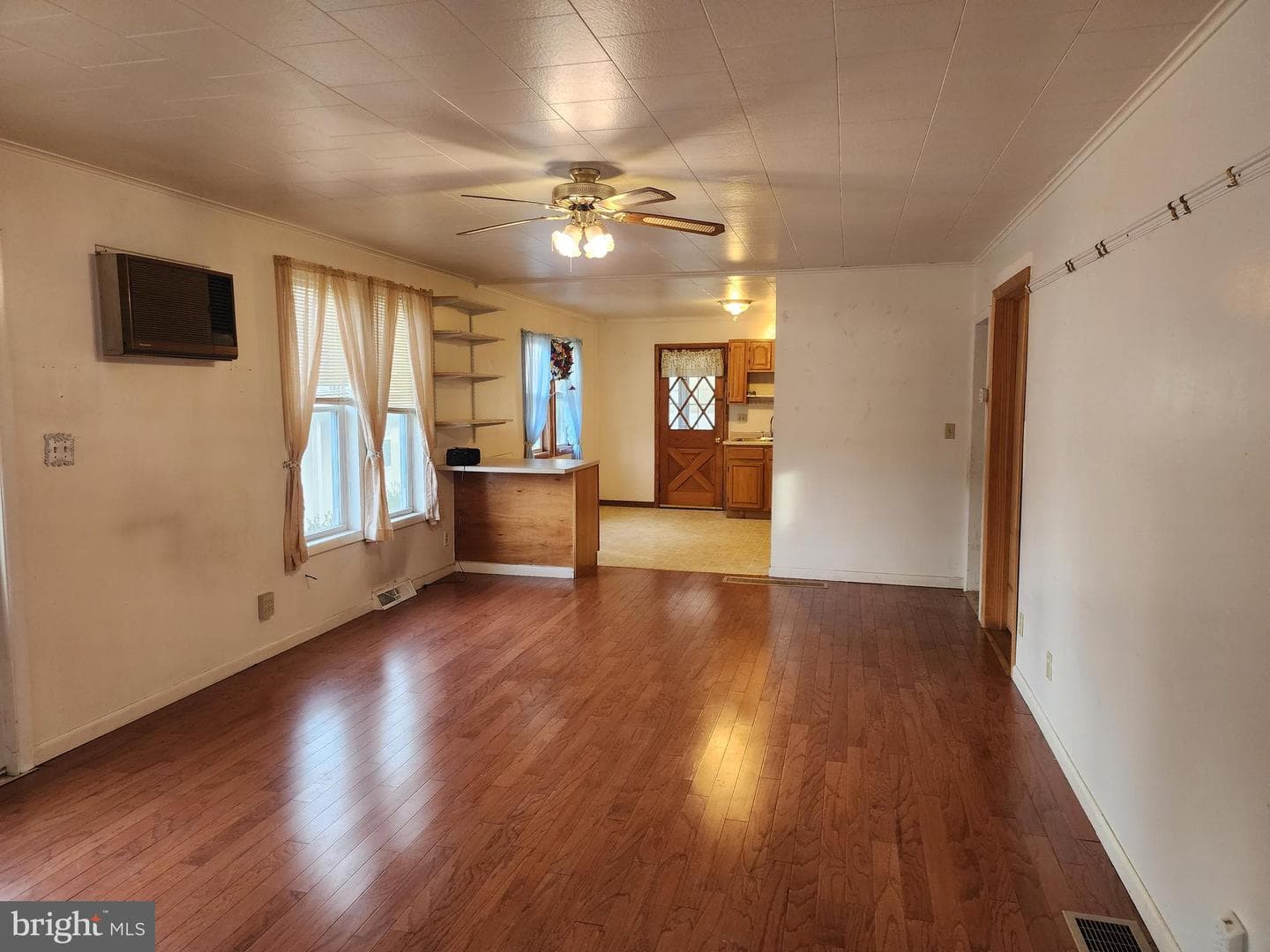 14218 Gardner Avenue photo 10