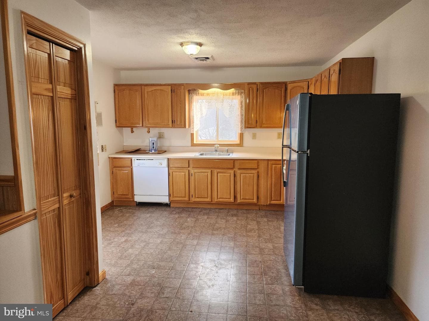 14218 Gardner Avenue photo 31